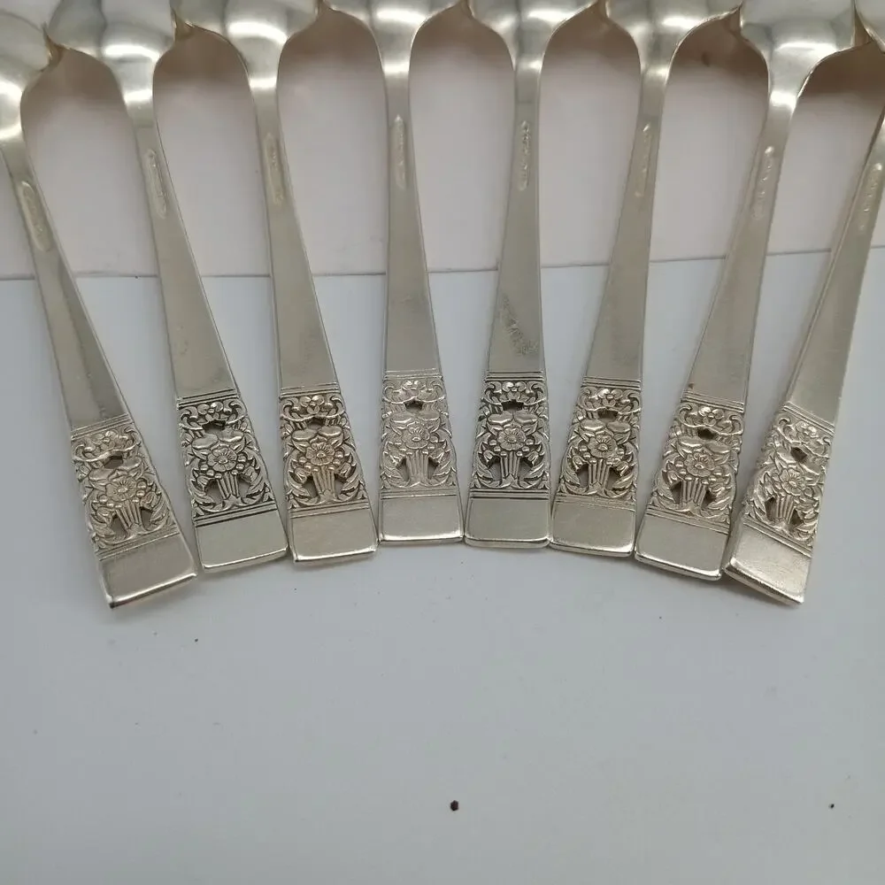 8X Tsp Oneida CORONATION Silverplate Teaspoons Flatware